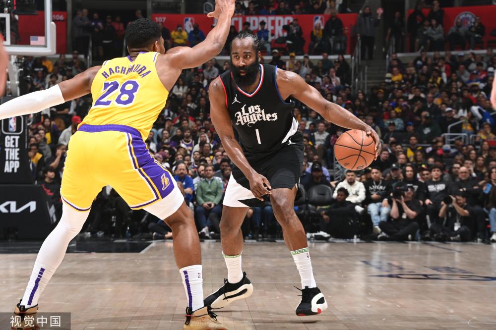 的对抗氛围 的对抗氛围