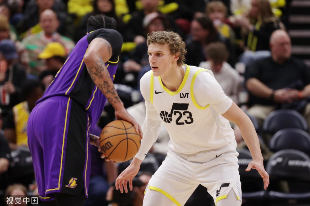 球发展中占 球发展中占